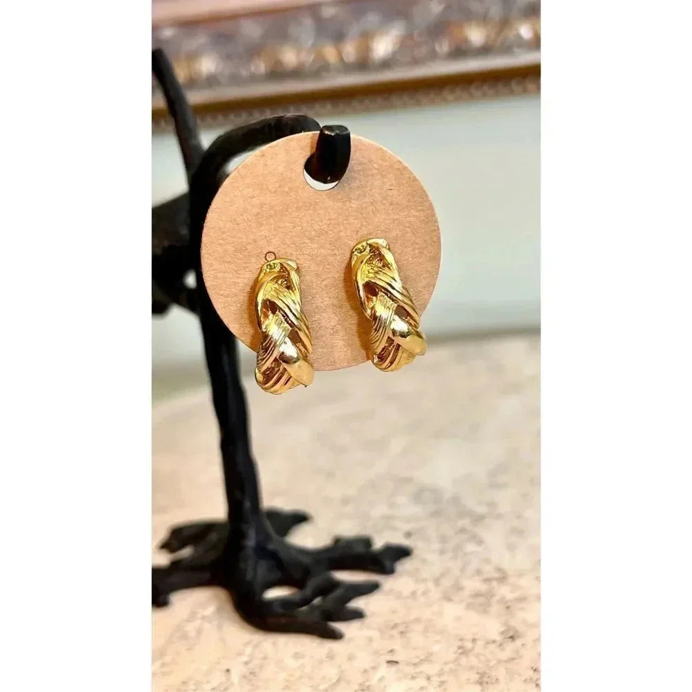 Womens Gold Vintage Round Braided Clip-On‎ Earrings